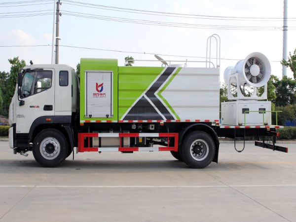 凯力风牌KLF5180TDYB6型多功能抑尘车