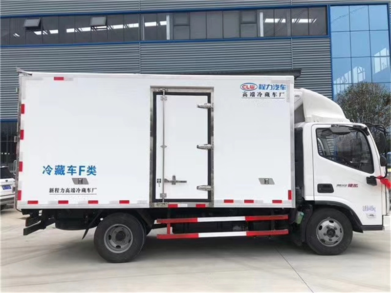 国六福田捷运冷藏车
