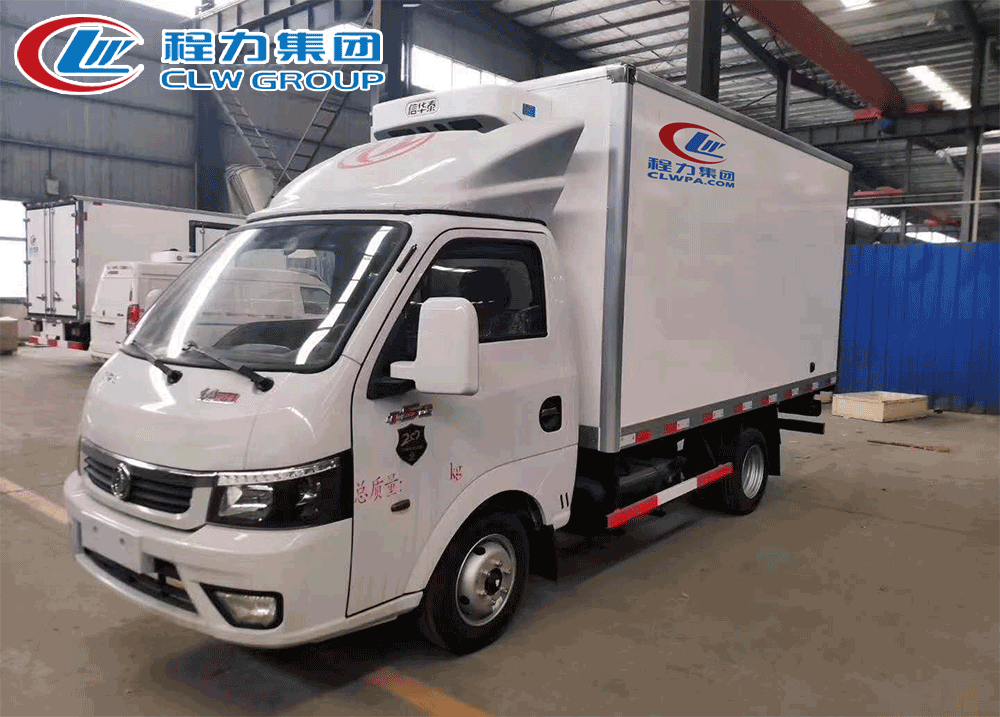 国六柴油东风逸途冷藏车