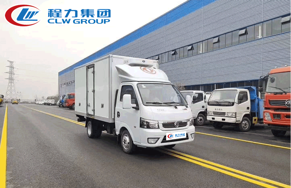 国六柴油东风逸途冷藏车