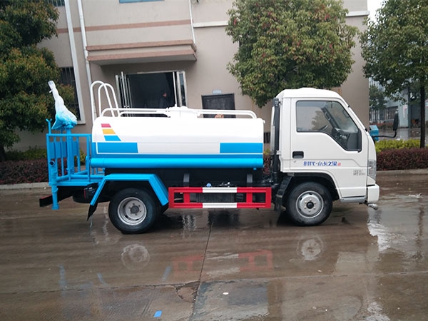 福田时代绿化喷洒车3吨