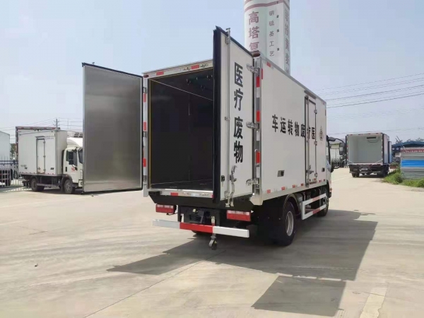 16方解放医疗废物转运车