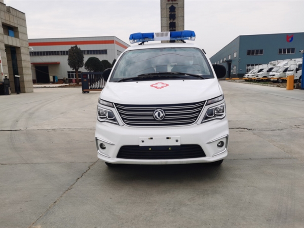 东风御风救护车