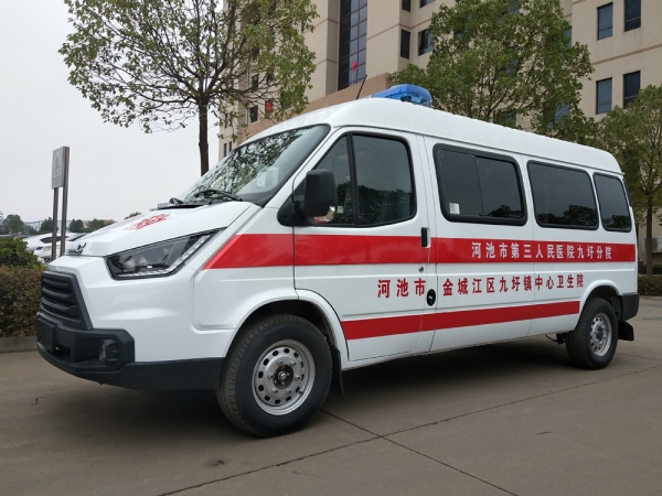 江铃特顺长轴救护车