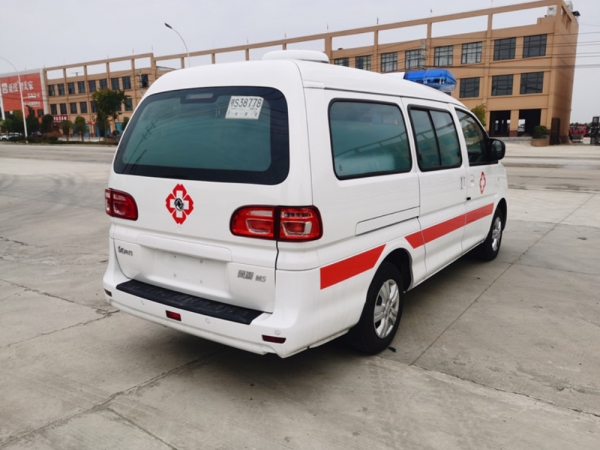 东风御风救护车