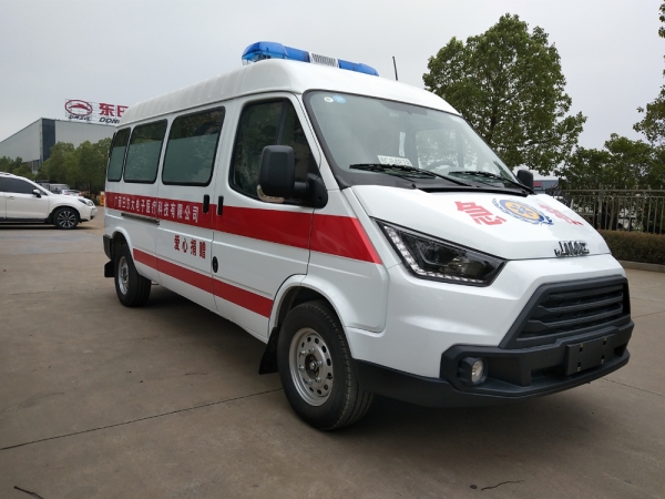 江铃特顺长轴救护车