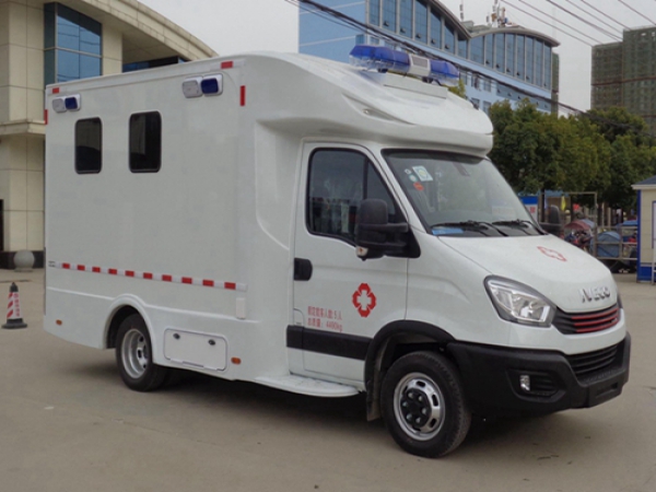 程力CLW5047XJHNJ6型救护车
