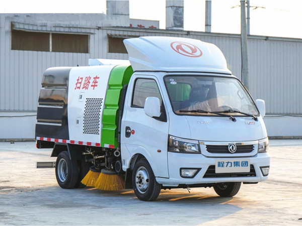 国六东风途逸2方扫路车