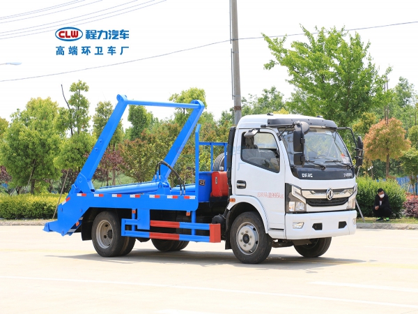 国六大多利卡摆臂垃圾车