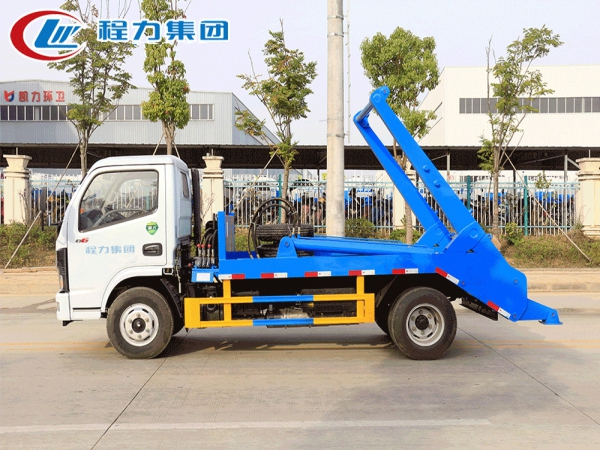 国六东风小多利卡摆臂垃圾车