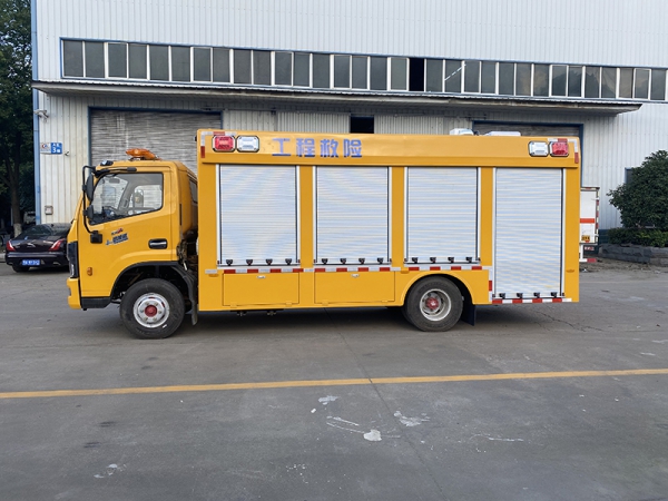 多利卡D7抢险排水车1600方